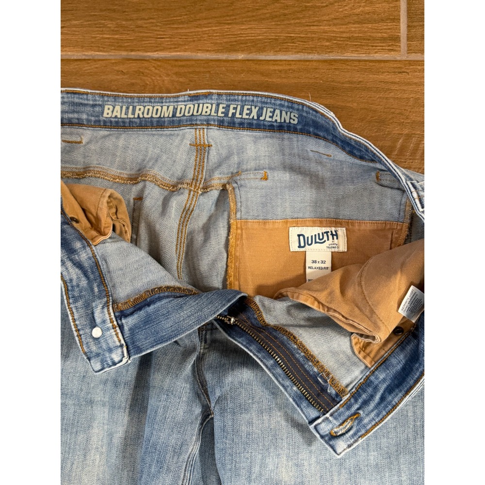Duluth Trading Co Ballroom Double Flex Jeans Light Wash Relaxed Fit 38x32 Mens - Picture 8 of 11